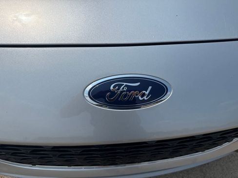 Used 2020 Ford Escape SE AWD/4WD image 11