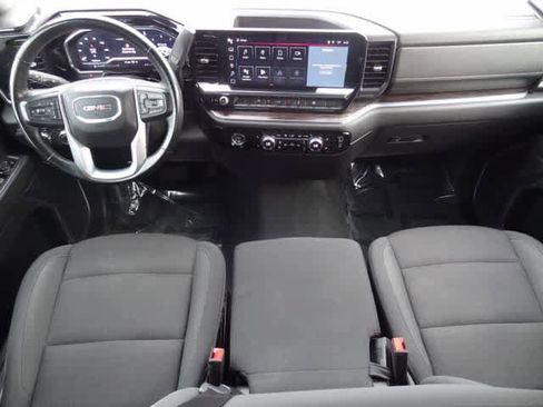 Used 2024 GMC Sierra 1500 SLE AWD/4WD image 11