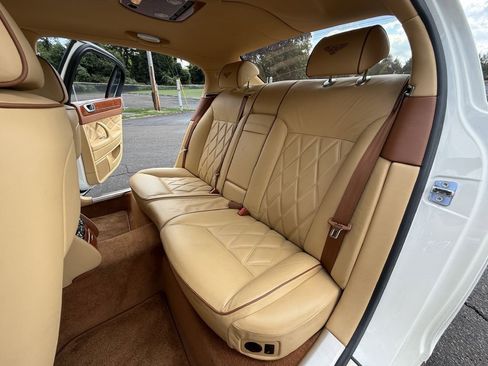 Used 2011 Bentley Flying Spur Flying Spur Speed image 21