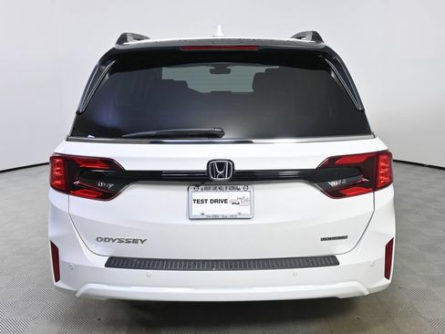 Used 2025 Honda Odyssey Touring image 30