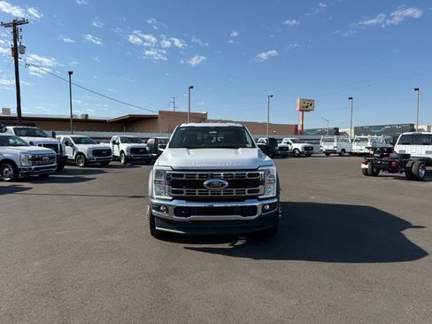 New 2026 Ford F550 4x4 Crew Cab image 6