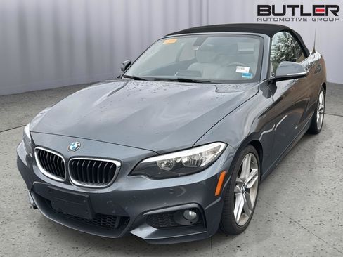Used 2017 BMW 230i Convertible image 10