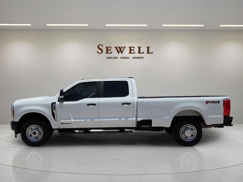 Used 2024 Ford F350 XL w/ XL Driver Assist Package AWD/4WD image 2