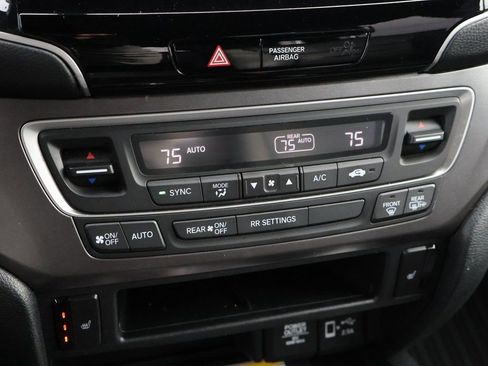 Certified 2023 Honda Passport EX-L image 22