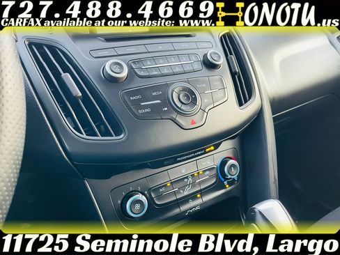 Used 2016 Ford Focus SE FWD image 30
