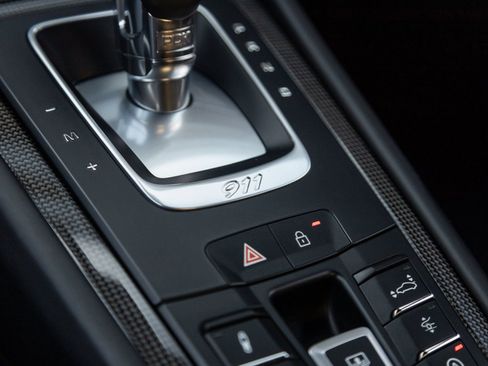 Certified 2019 Porsche 911 Turbo image 28