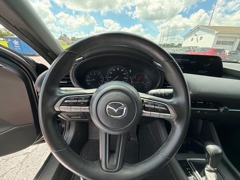 Used 2023 MAZDA MAZDA3 s FWD image 16