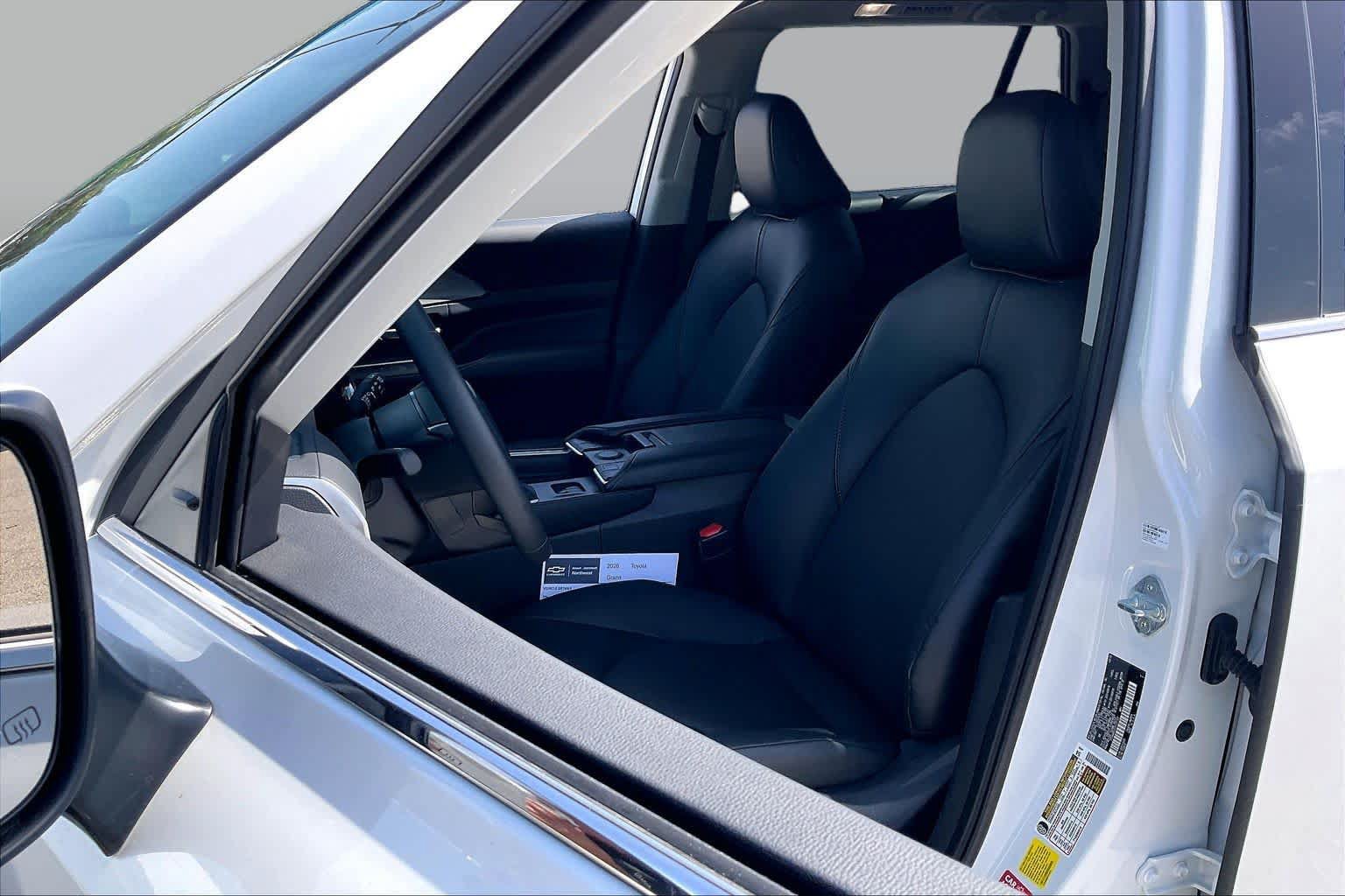 Used 2026 Toyota Grand Highlander AWD image 10