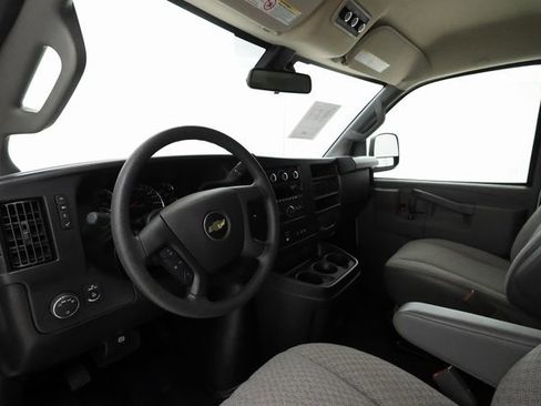 Used 2024 Chevrolet Express 3500 LT w/ LT Preferred Equipment Group image 9