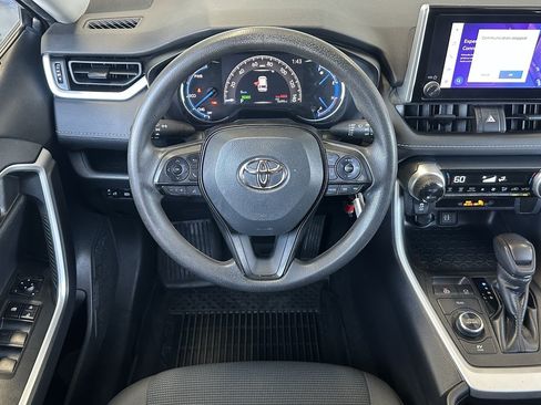 Certified 2023 Toyota RAV4 LE AWD/4WD image 13