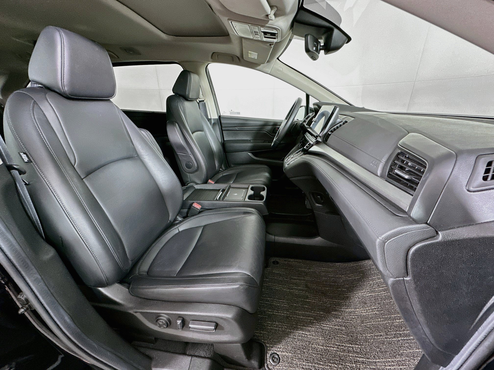 Used 2025 Honda Odyssey EX-L image 33