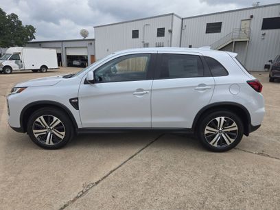 New 2026 Mitsubishi Outlander Sport ES