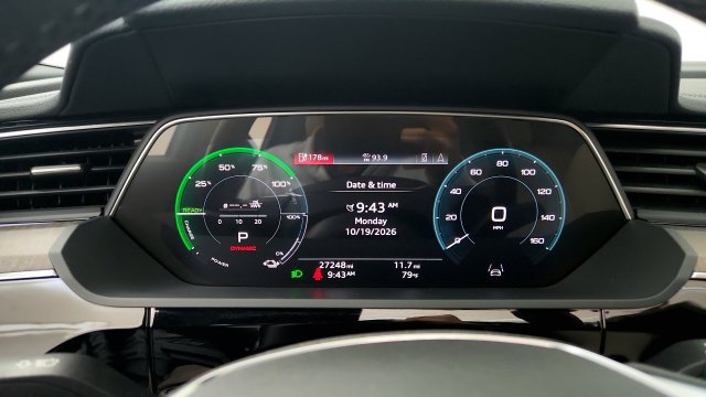 Used 2024 Audi Q8 e-tron Premium Plus w/ Premium Plus Package AWD/4WD image 55