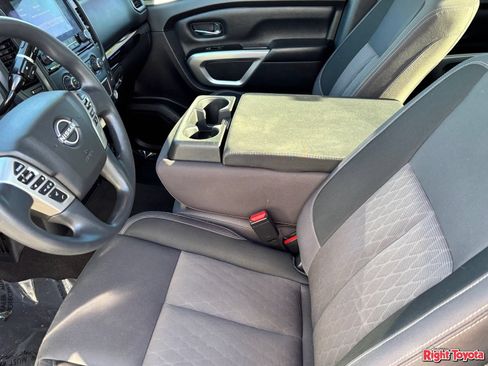 Used 2023 Nissan Titan SV AWD/4WD image 20