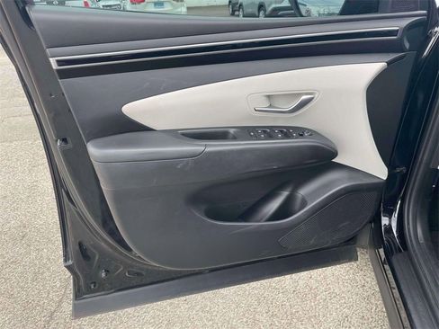 Used 2023 Hyundai Tucson SEL image 16
