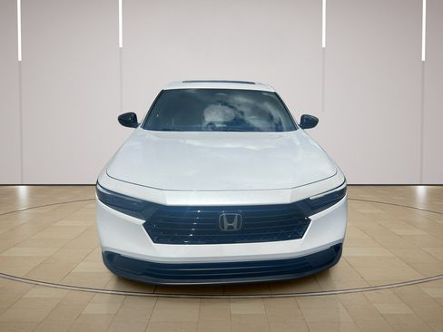 Used 2023 Honda Accord Sport image 10