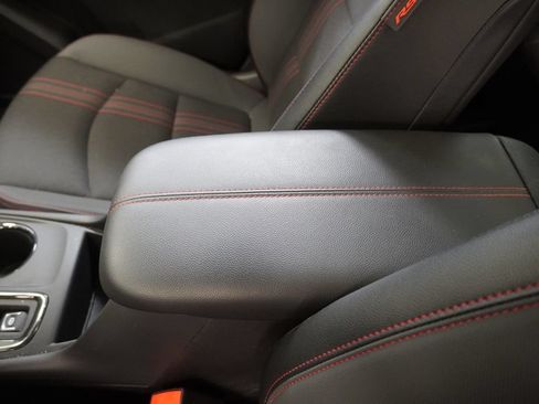 Certified 2023 Chevrolet Equinox RS FWD image 25
