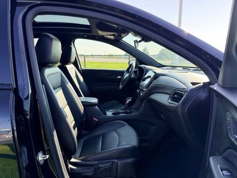 Certified 2024 Chevrolet Equinox RS w/ RS Leather Package AWD/4WD image 11