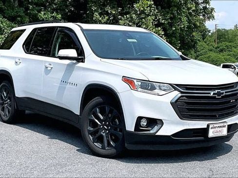 Used 2020 Chevrolet Traverse RS AWD/4WD image 2
