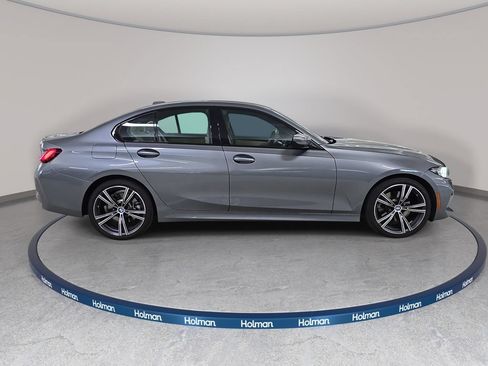 Used 2023 BMW 330i Sedan w/ Driving Assistance Package RWD image 4