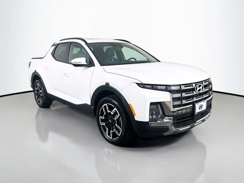 Certified 2026 Hyundai Santa Cruz Limited AWD/4WD image 3