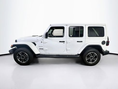 Used 2023 Jeep Wrangler Sahara w/ Safety Group image 8