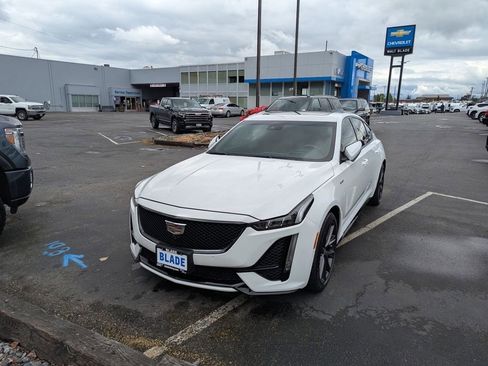Used 2024 Cadillac CT5 V w/ Platinum Package AWD/4WD image 1