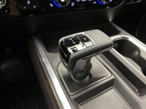 Used 2025 Chevrolet Silverado 1500 RST AWD/4WD image 25