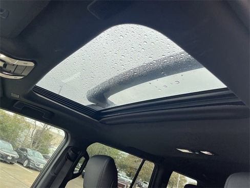 Used 2024 Lexus GX 550 image 27