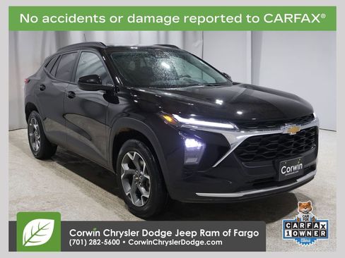 Used 2024 Chevrolet Trax LT w/ Driver Confidence Package image 1