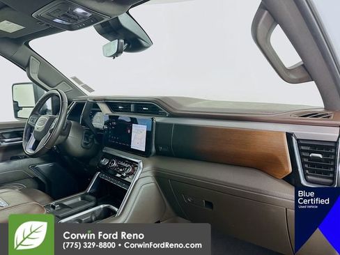 Used 2024 GMC Sierra 3500 Denali w/ Denali Reserve Package image 34