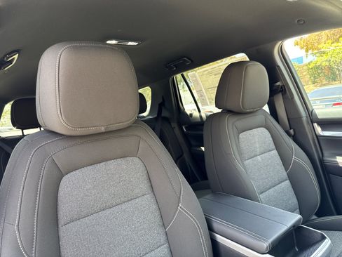 New 2026 GMC Terrain Elevation w/ Technology Package II AWD/4WD image 16