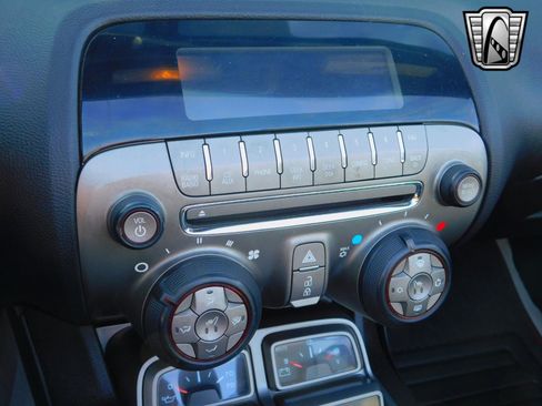 Used 2011 Chevrolet Camaro SS image 18