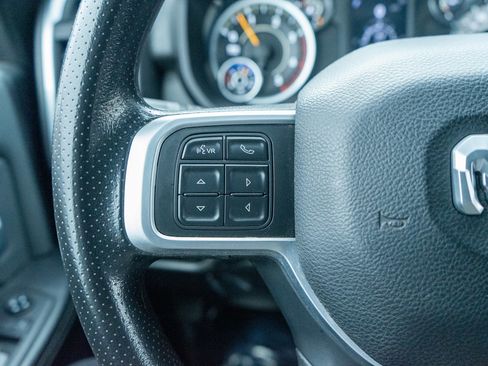 Used 2021 RAM 2500 Big Horn image 22