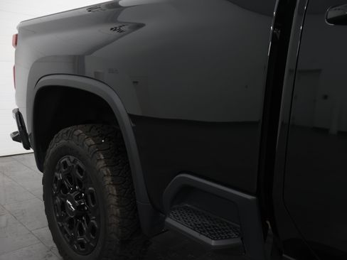 Used 2024 Chevrolet Silverado 2500 LTZ w/ LTZ Plus Package AWD/4WD image 31