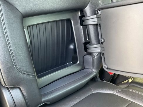 Used 2021 Chevrolet Silverado 1500 LT Trail Boss w/ Convenience Package II image 43