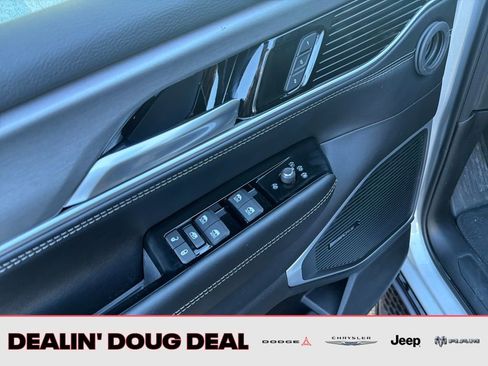 New 2026 Jeep Grand Wagoneer 4WD w/ Premium Group I image 11
