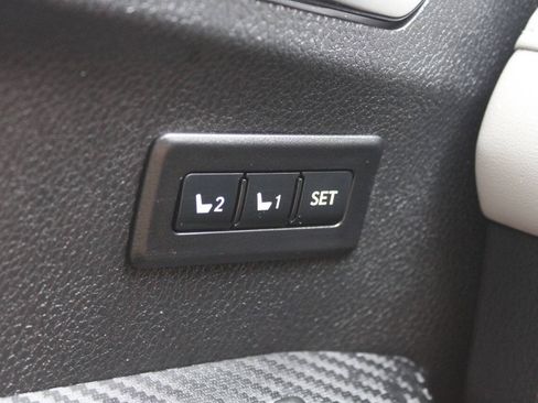 Used 2015 Toyota RAV4 Limited w/ Technology Package AWD/4WD image 24