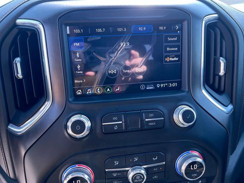 Used 2020 GMC Sierra 1500 AT4 w/ AT4 Preferred Package AWD/4WD image 16
