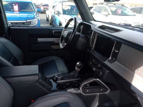 Used 2021 Ford Bronco Outer Banks image 7