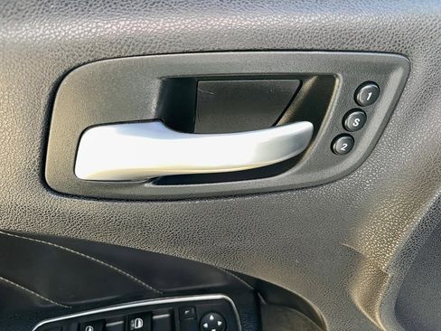 Used 2022 Dodge Charger SXT image 13