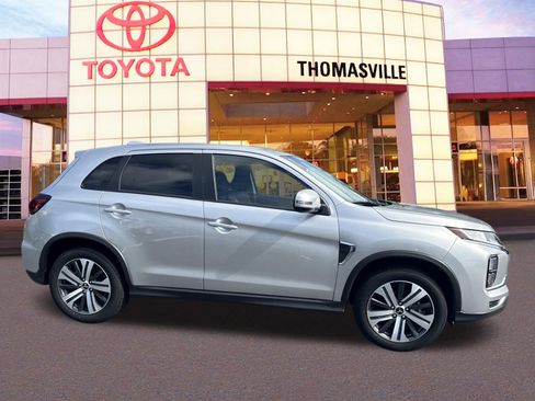 Used 2025 Mitsubishi Outlander Sport ES AWD/4WD image 5