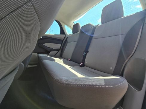 Used 2014 Ford Focus SE image 13