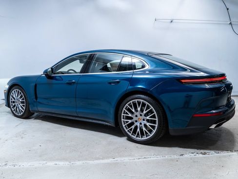 New 2026 Porsche Panamera 4 AWD/4WD image 2