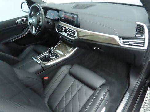 Certified 2023 BMW X5 sDrive40i w/ Premium Package image 18