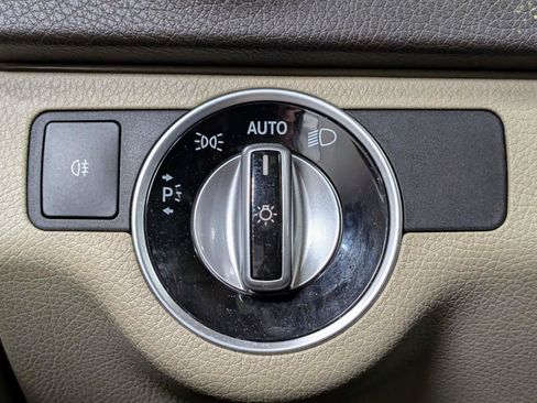 Used 2013 Mercedes-Benz C 300 4MATIC Sedan image 28