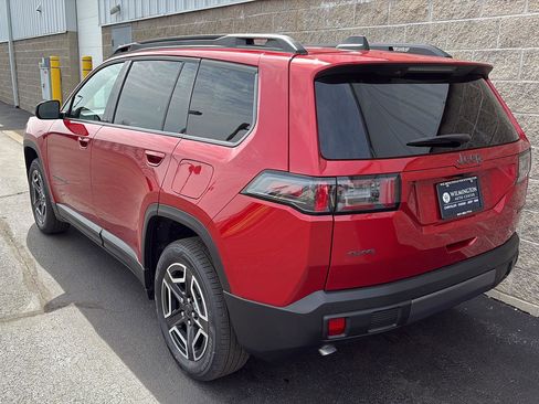 New 2026 Jeep Cherokee Laredo image 40