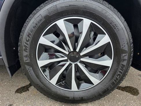 Used 2018 Nissan Murano S AWD/4WD image 9