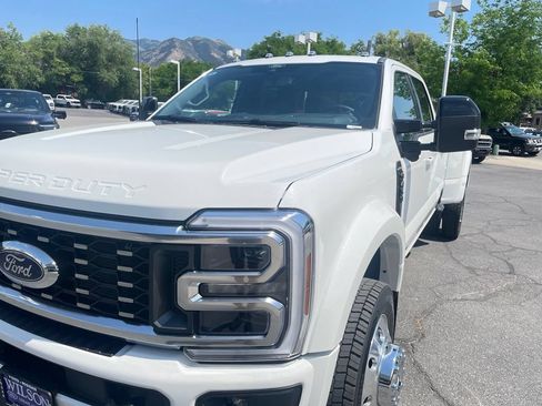 New 2026 Ford F450 Platinum w/ FX4 Off-Road Package AWD/4WD image 32