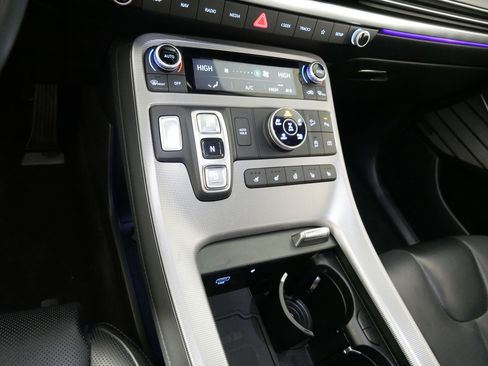 Used 2025 Hyundai Palisade Calligraphy image 24